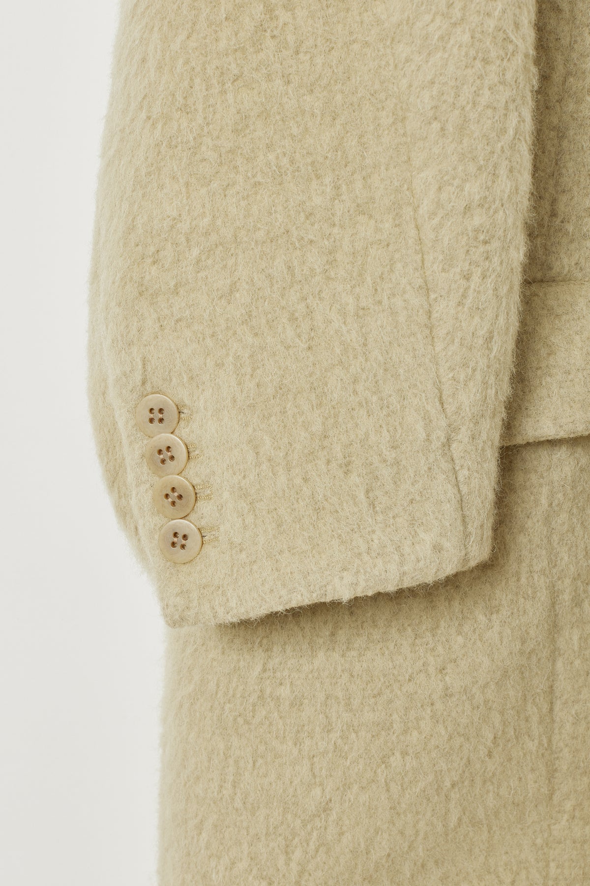 color_beige