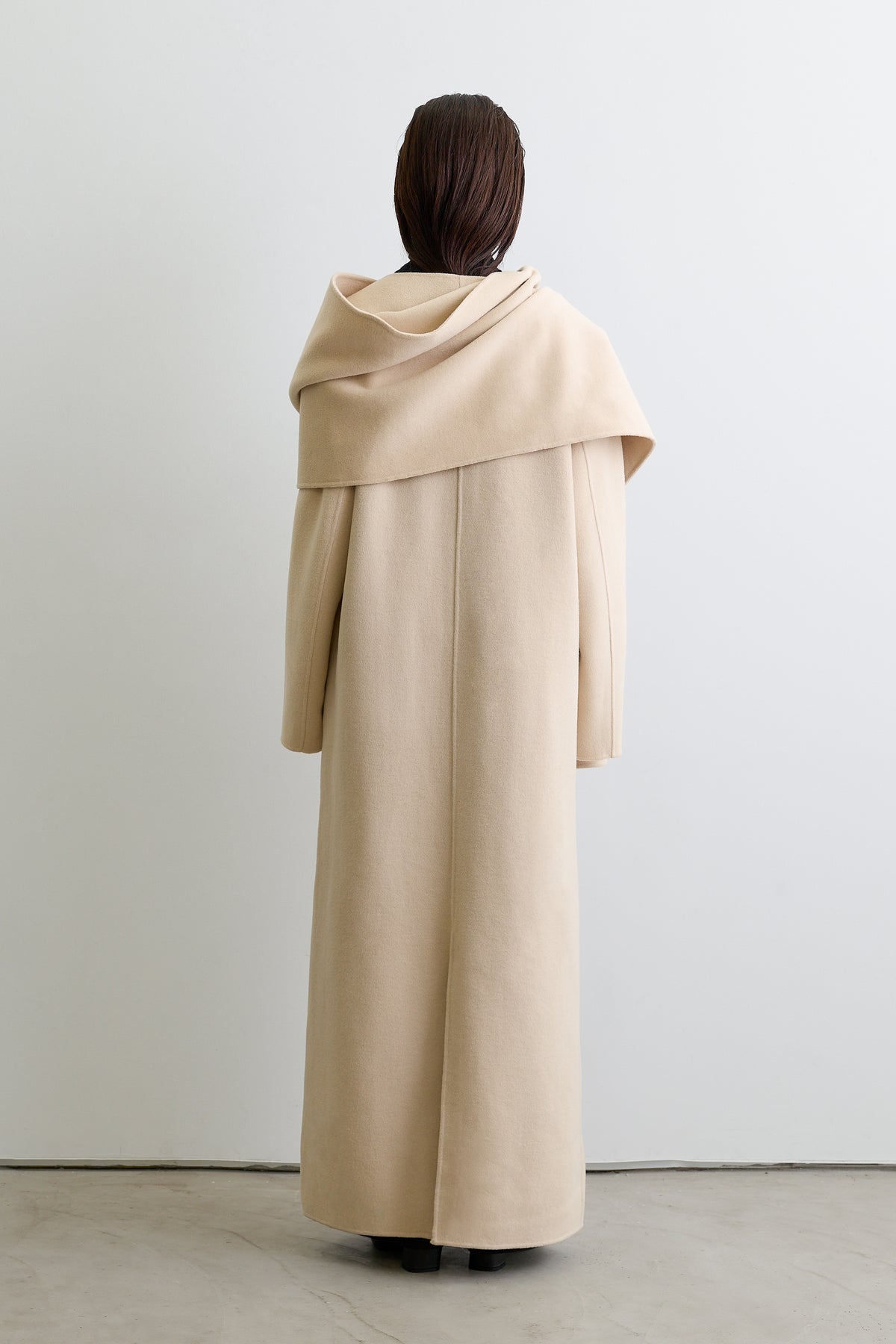 color_beige