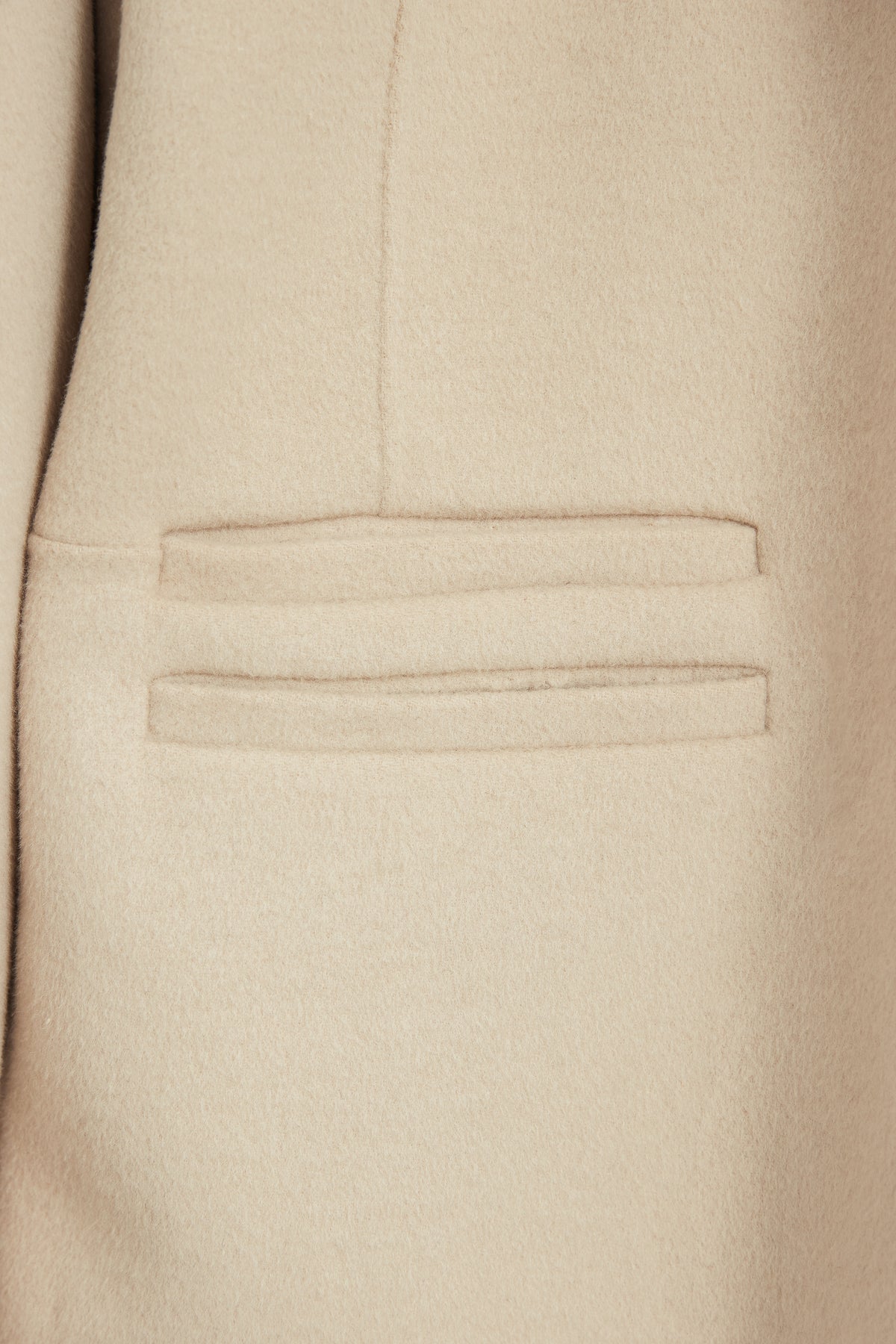 color_beige
