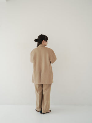 スタッフの顔写真