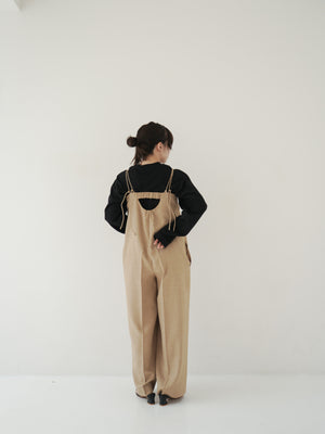 スタッフの顔写真