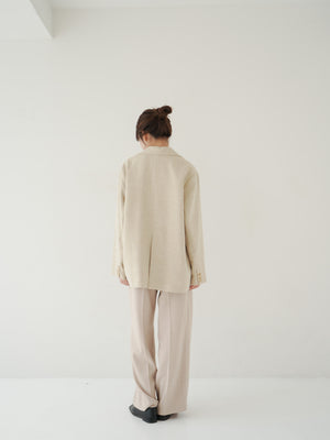 スタッフの顔写真