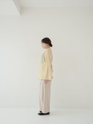 スタッフの顔写真