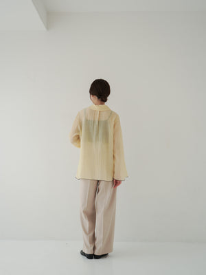 スタッフの顔写真