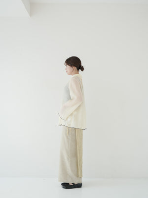 スタッフの顔写真