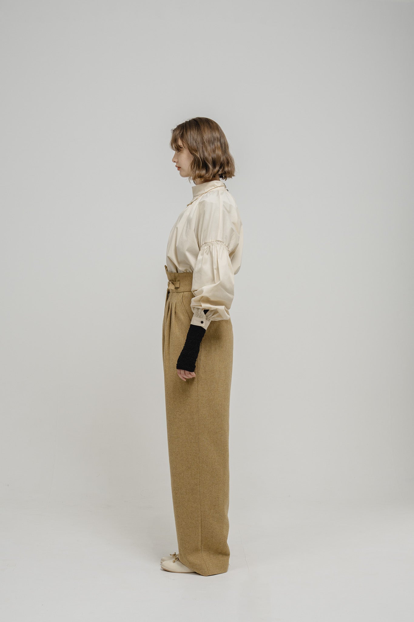 WOOL BELTED PANTS