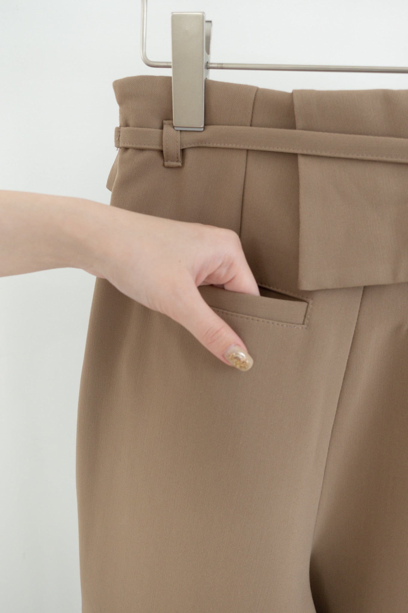選べる配送時期 【Eaphi】asymmetry wrap belt pants - 通販