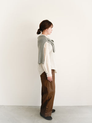 スタッフの顔写真