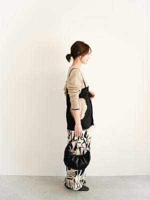 スタッフの顔写真