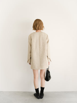 スタッフの顔写真