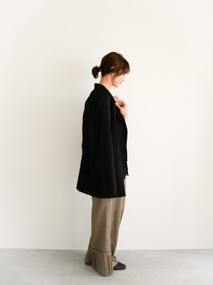 スタッフの顔写真