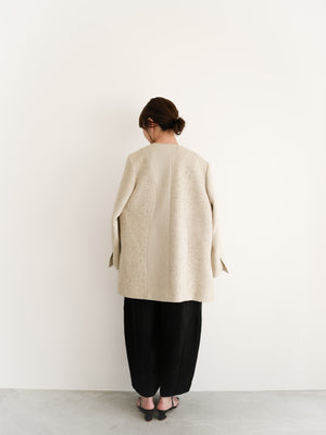 スタッフの顔写真