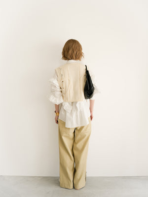 スタッフの顔写真