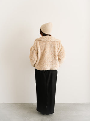 スタッフの顔写真