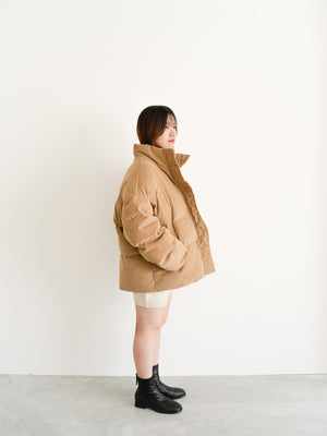 スタッフの顔写真