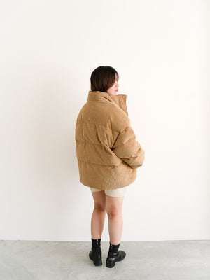 スタッフの顔写真