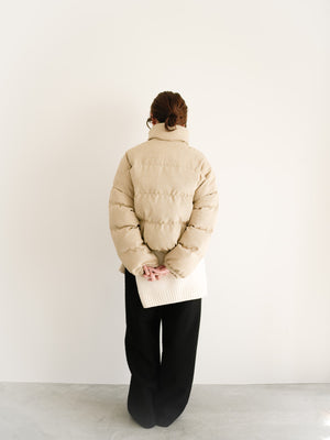 スタッフの顔写真