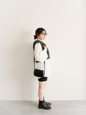 スタッフの顔写真