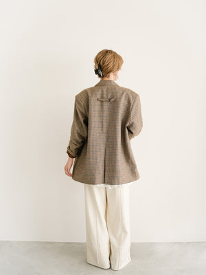 スタッフの顔写真