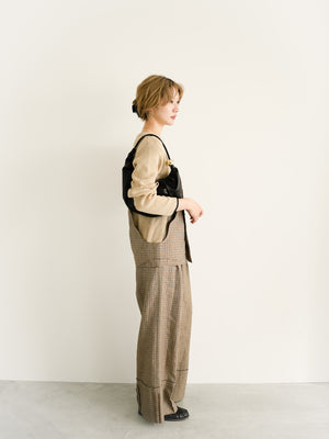 スタッフの顔写真