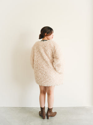 スタッフの顔写真