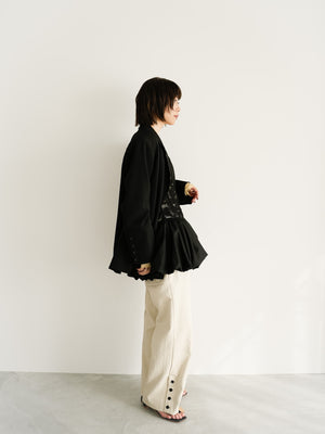 スタッフの顔写真