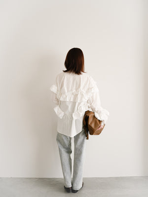 スタッフの顔写真