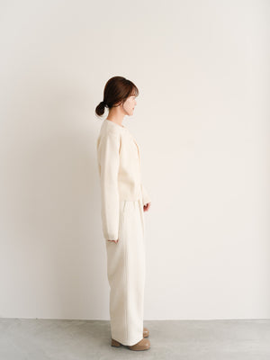 スタッフの顔写真