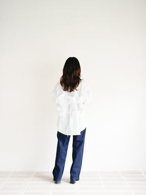 スタッフの顔写真