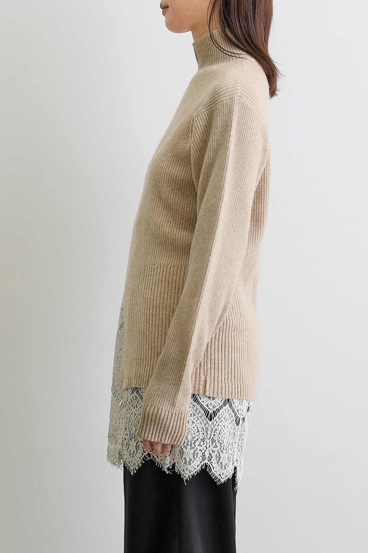color_beige