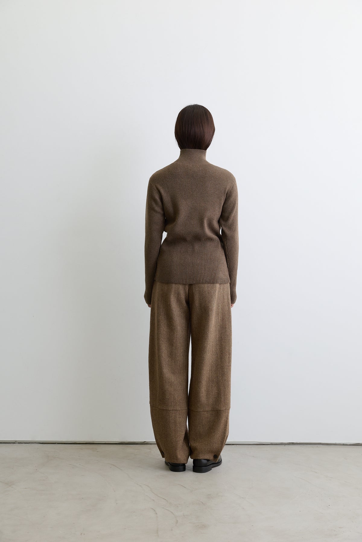 color_brown