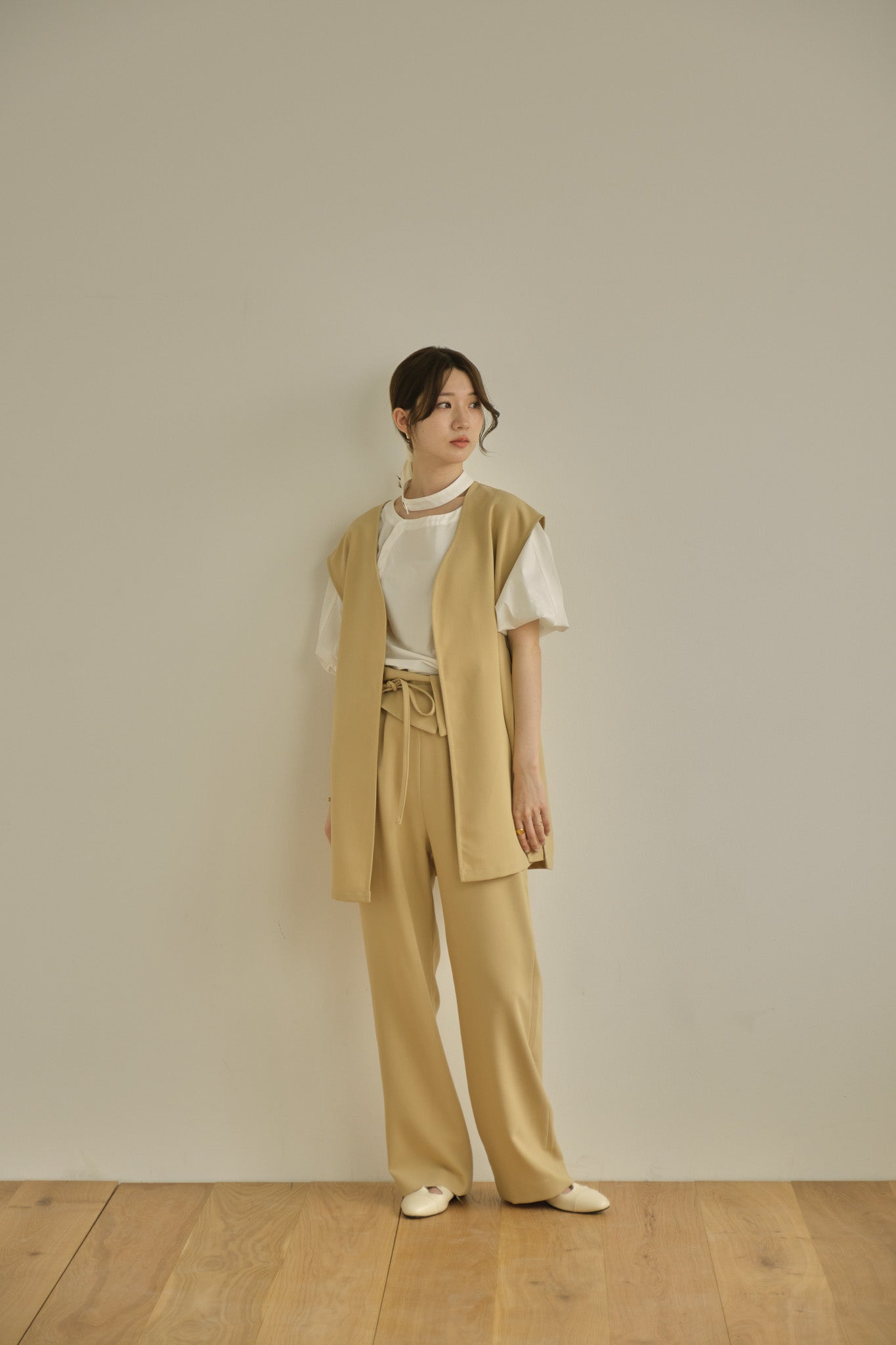 【23SS】no collar slit middle vest