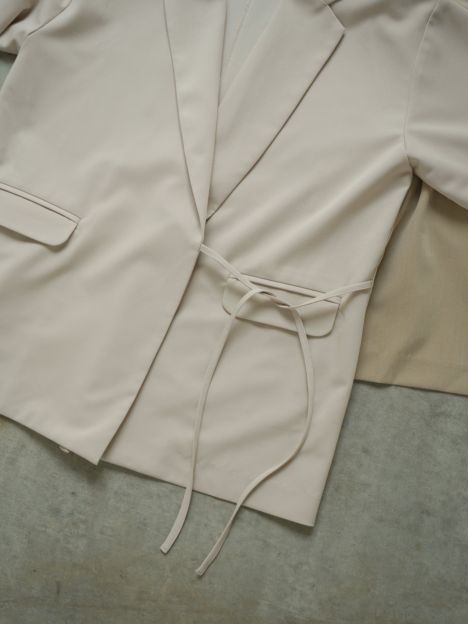 waist rope slit jacket ivory