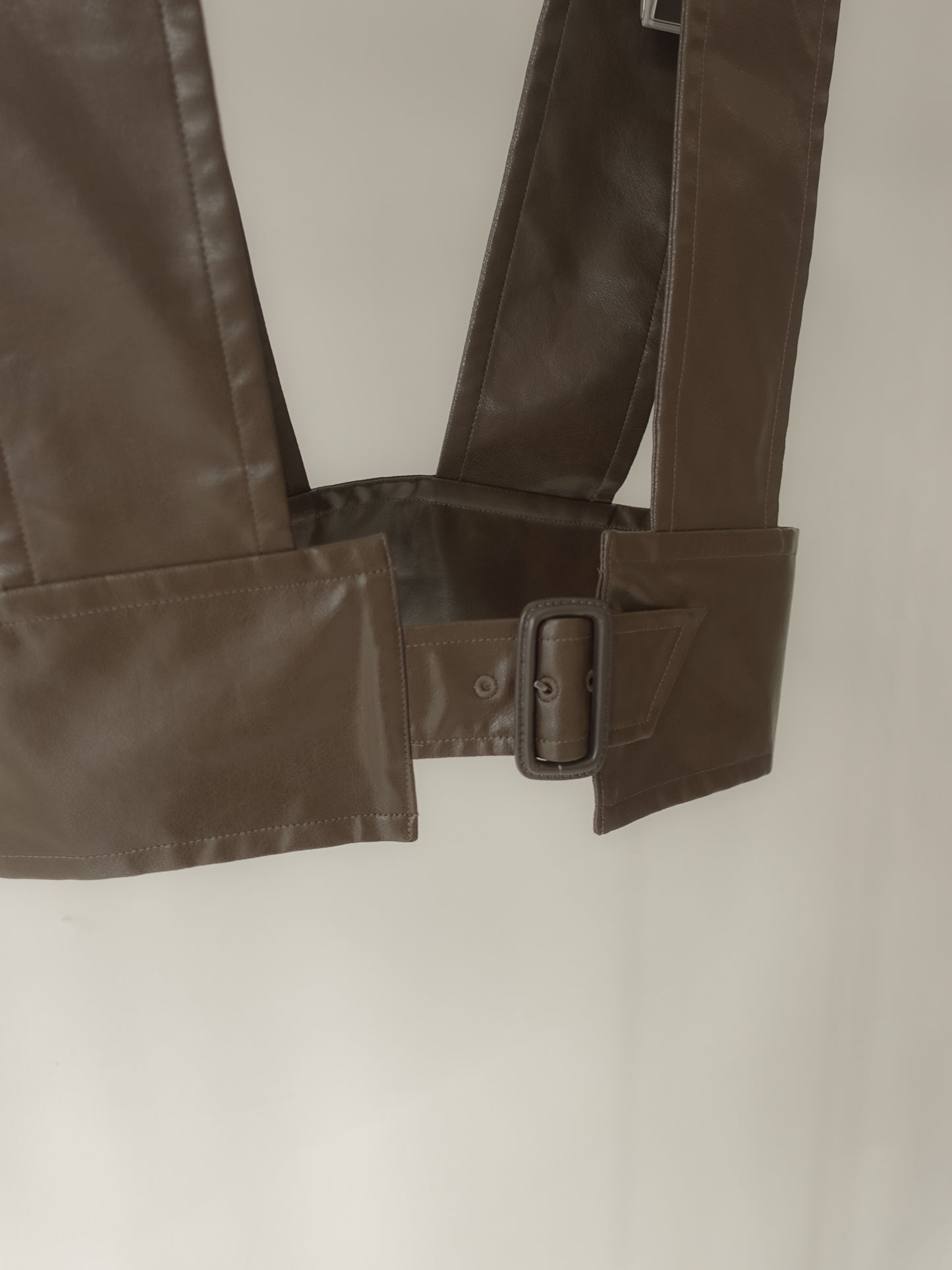 【22AW】fake leather belt bustier