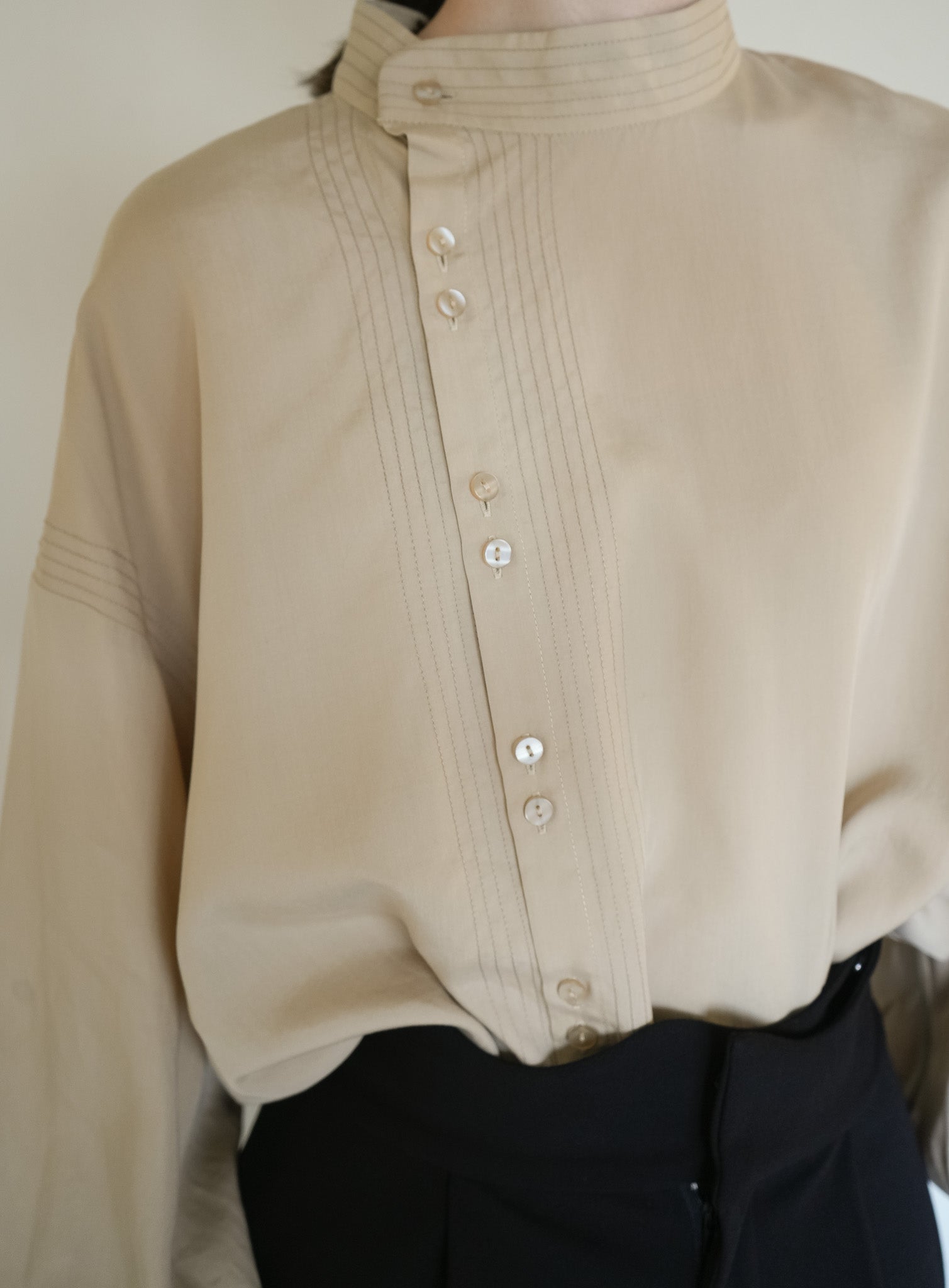 asymmetry stitch blouse